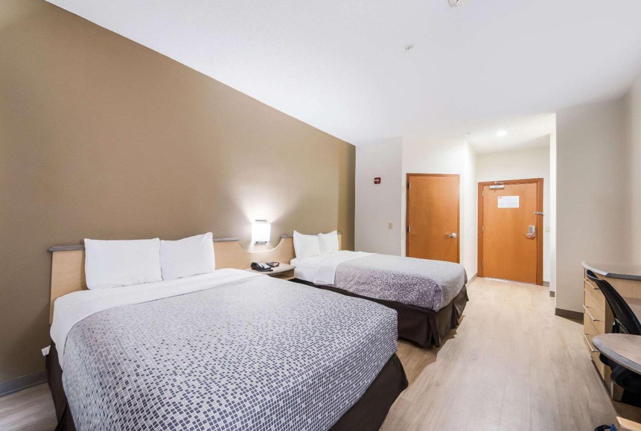 Econo Lodge Laredo Exteriör bild